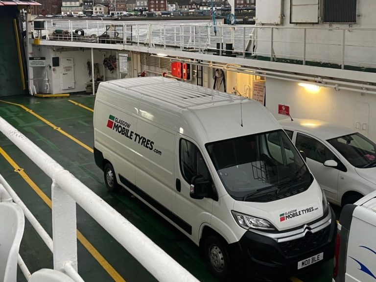 Cumbrae ferry Millport ferry